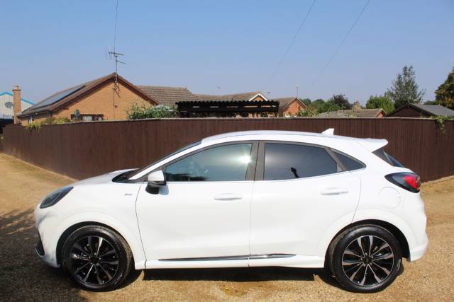 2023 Ford Puma 1.0 EcoBoost Hybrid mHEV 155 ST-Line Vignale 5dr